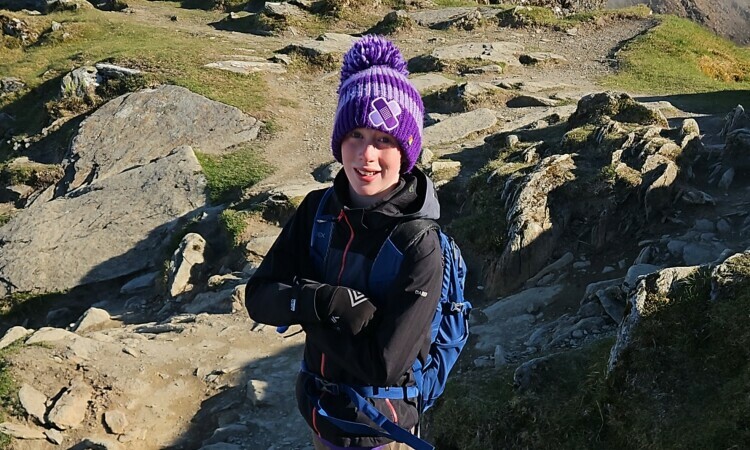 Big Bobble Hat | Finn 3 peaks